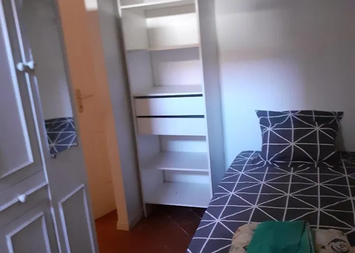 N6 Lit Dans Chambre Partagee Homme